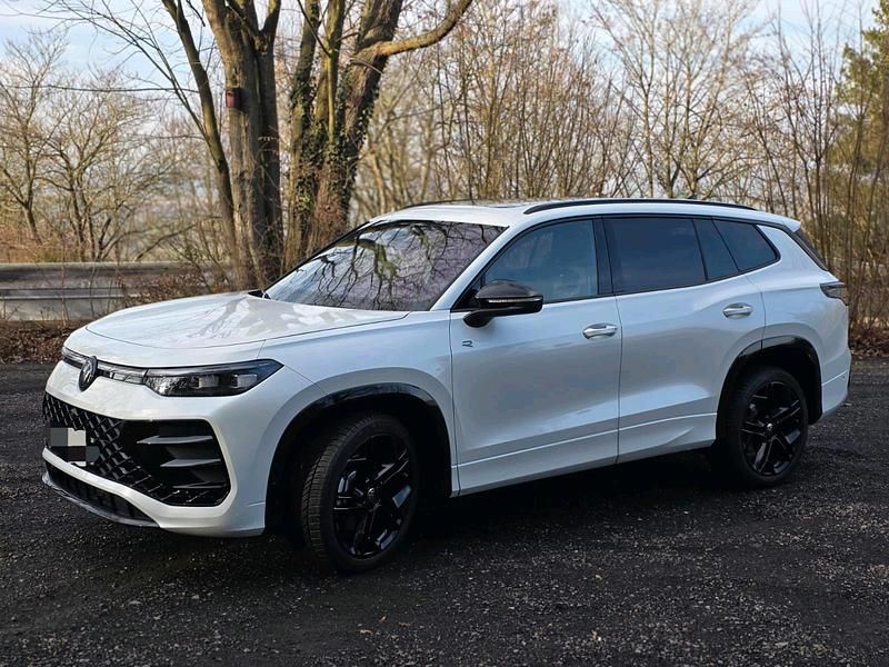 Gebraucht VW Tayron R-line 193 PS (141 kW) 2025 Weiß SUV