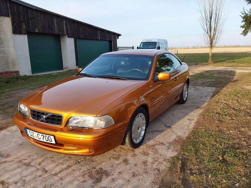 Gebraucht Volvo C70 239 PS (175 kW) 1998 Orange Coupé