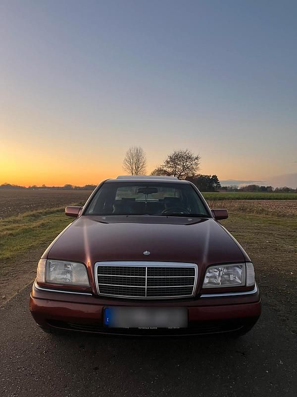 Gebraucht Mercedes C180 Elegance 120 PS (88 kW) 1997 Limousine