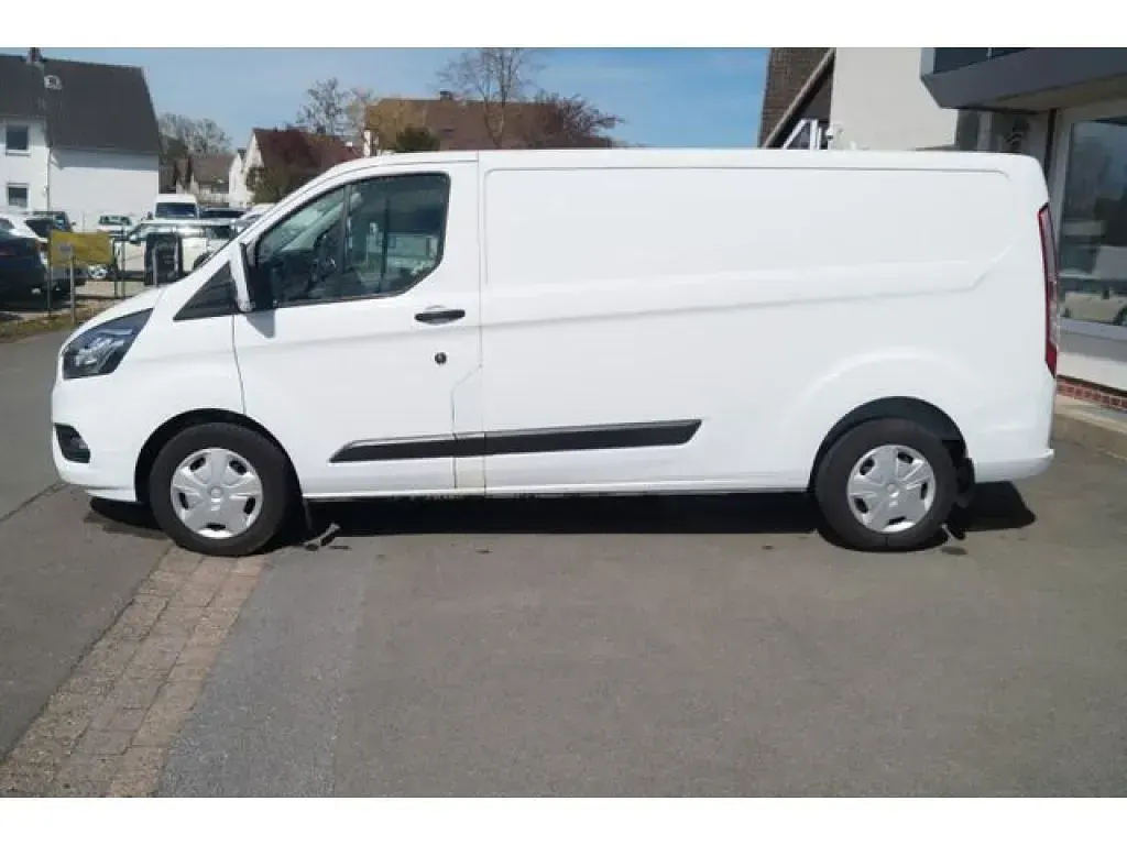 Gebraucht Ford Transit Custom 131 PS (96 kW) 2022 Weiß Van