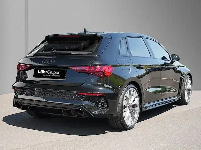 Gebraucht Audi RS3 Sportback 400 PS (294 kW) 2023 Mythosschwarz metallic Kleinwagen