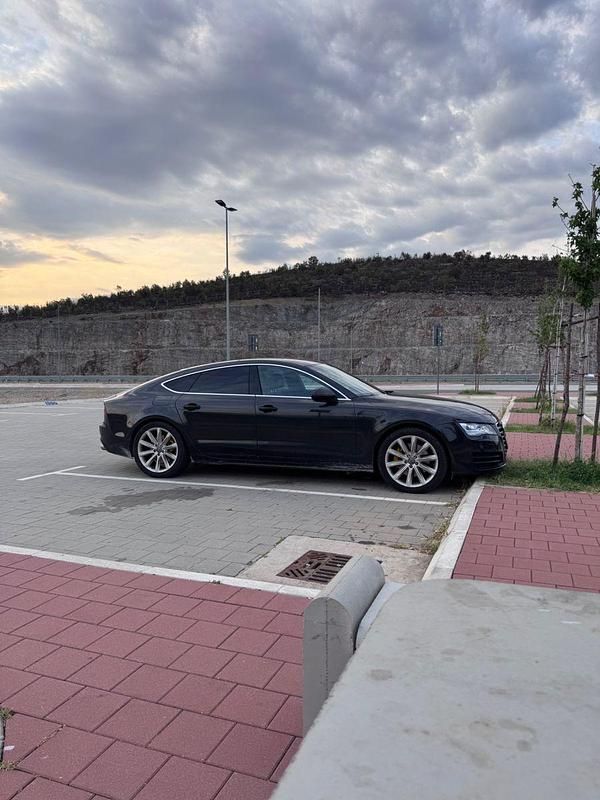 Gebraucht Audi A7 Ambiente 245 PS (180 kW) 2011 Grau Limousine