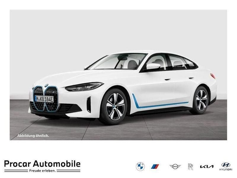 Weiß Gebraucht 2022 BMW i4 Sport Line Limousine | 39.490 € (Guter Preis) - Bild 1/4