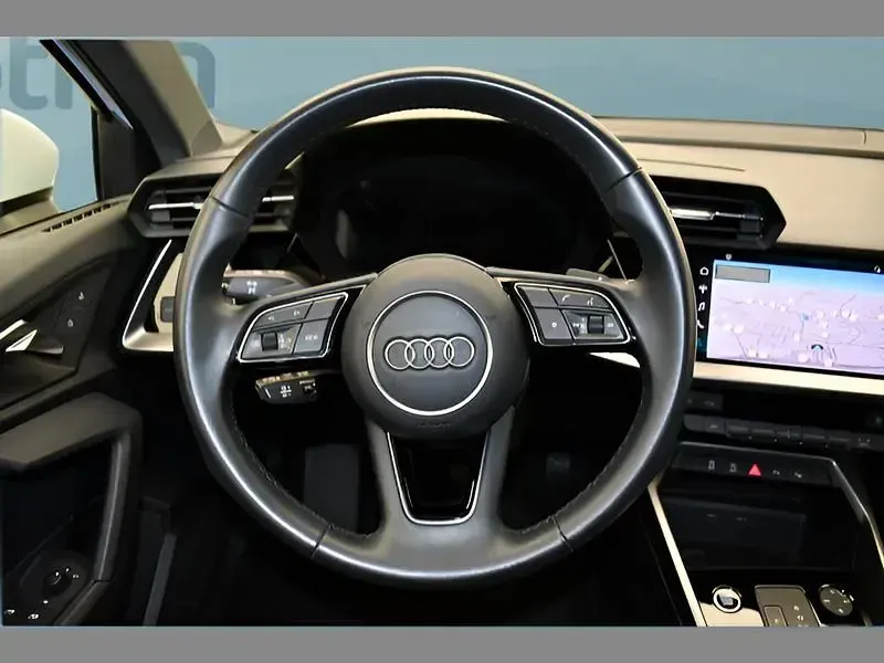 Gebraucht Audi A3 Sportback 150 PS (110 kW) 2023 Weiß Kleinwagen