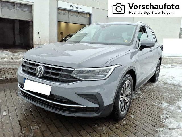 Gebraucht VW Tiguan Active 150 PS (110 kW) 2021 Grau SUV