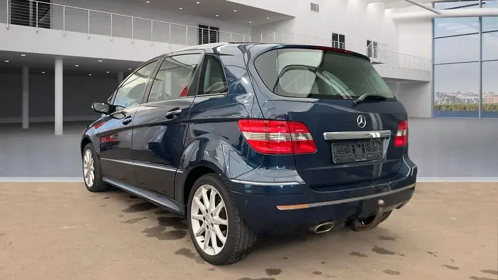 Gebraucht Mercedes B150 Sport 95 PS (69 kW) 2006 Blau Van / Kleinbus