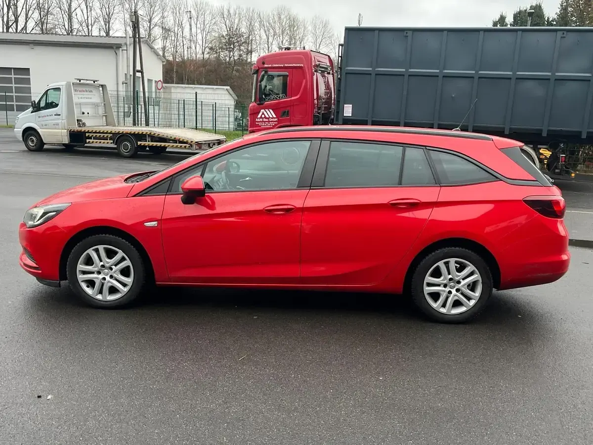Usata Opel Astra 122 CV (89 kW) 2018 Rosso Station wagon