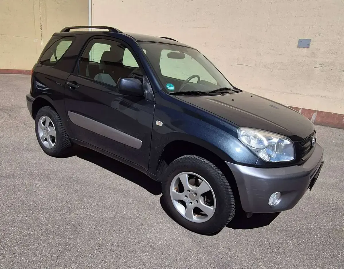 Gebraucht Toyota RAV4 125 PS (91 kW) 2004 Grau SUV