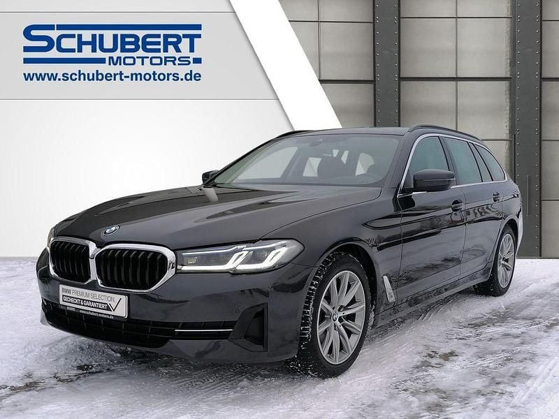 Gebraucht BMW 520 190 PS (139 kW) 2020 Sophistograu brillanteffekt metalli Kombi