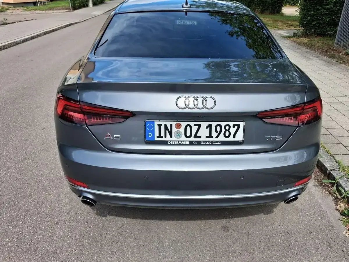 Gebraucht Audi A5 Sport 252 PS (185 kW) 2018 Grau Coupé