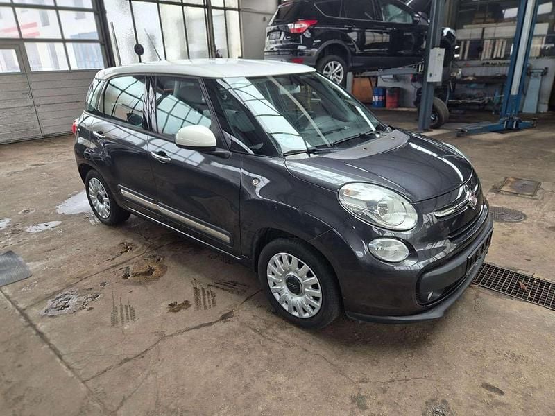 Gebraucht Fiat 500L Pop Star 95 PS (69 kW) 2017 Colore esterno Van / Kleinbus