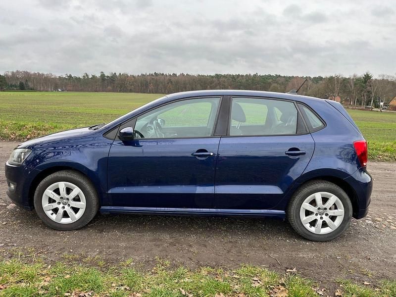 Blau Gebraucht 2013 VW Polo Kleinwagen | 4.200 € (Guter Preis) - Bild 1/4