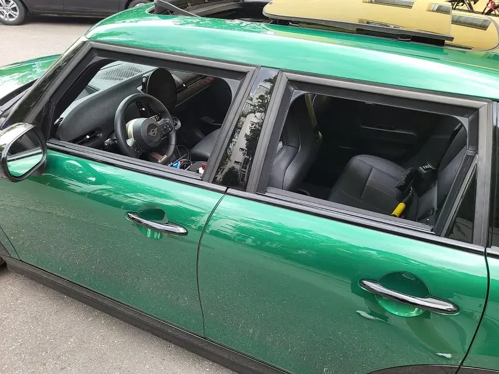 Gebraucht Mini John Cooper Works 204 PS (150 kW) 2025 Grün Kleinwagen