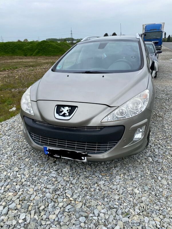 Gold Gebraucht 2011 Peugeot 308 Kombi | 2.950 € - Bild 1/4