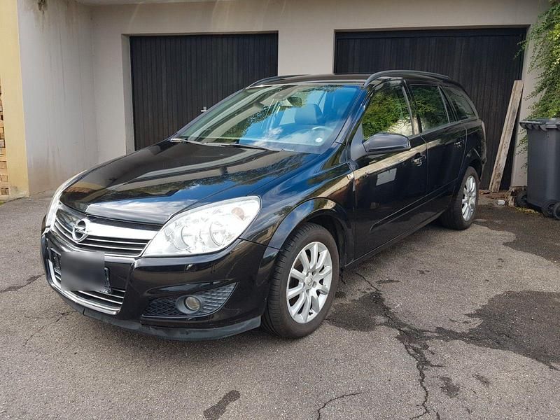 Schwarz Gebraucht 2008 Opel Astra Kombi | 2.900 € (Fairer Preis) - Bild 1/4