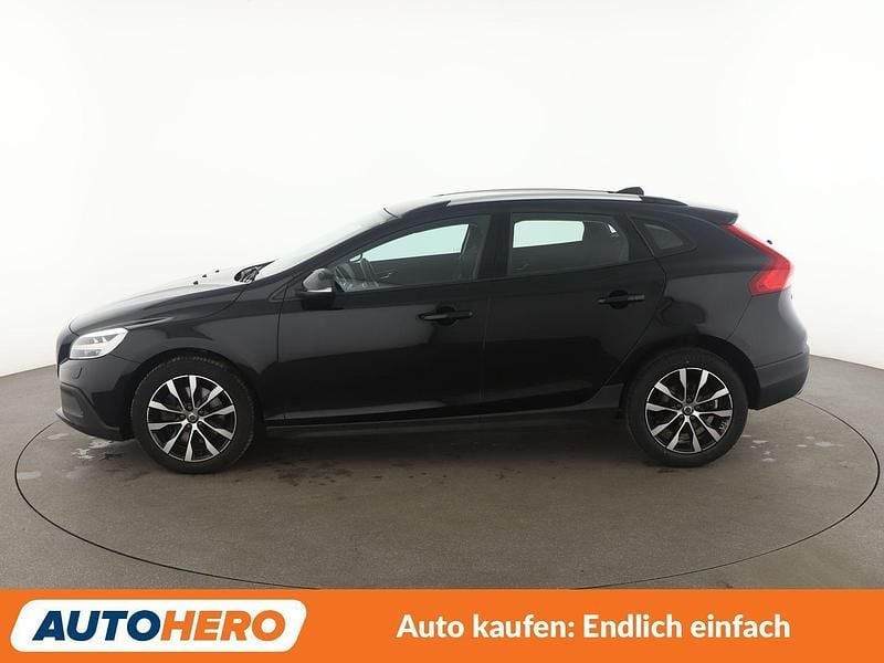 Gebraucht Volvo V40 CC Plus 120 PS (88 kW) 2019 Schwarz Kombi