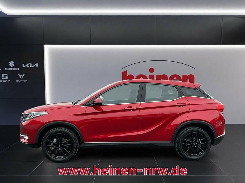 Gebraucht DFSK Fengon 106 PS (77 kW) 2025 Rot Limousine