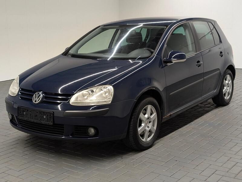 Blau (blau) Gebraucht 2004 VW Golf V Limousine | 480 € (Superpreis) - Bild 1/4