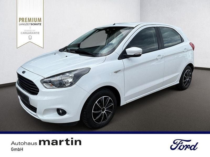 Weiß Gebraucht 2016 Ford Ka Plus Cool & Sound Edition Kleinwagen | 9.660 € (Fairer Preis) - Bild 1/1