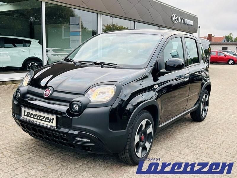 Schwarz Gebraucht 2023 Fiat Panda Cross Cross Kleinwagen | 12.980 € (Fairer Preis) - Bild 1/4