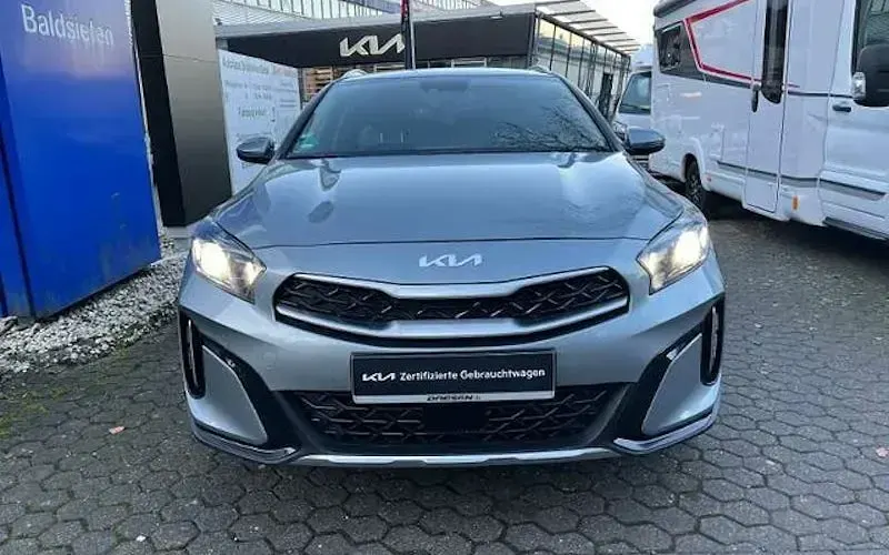 Gebraucht Kia XCeed Platinum 141 PS (103 kW) 2023 Silber SUV