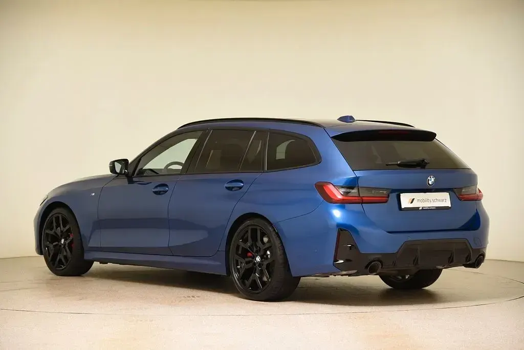 Gebraucht BMW 320 M Sport 190 PS (139 kW) 2025 Blau Kombi