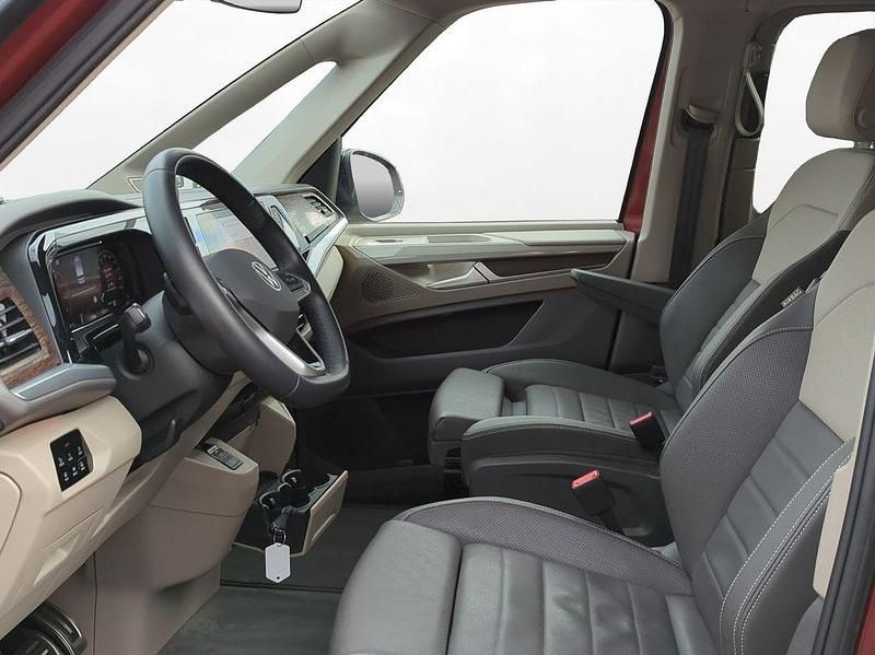 Gebraucht VW Multivan Style 150 PS (110 kW) 2023 Deep black perleffekt/ fortana Van