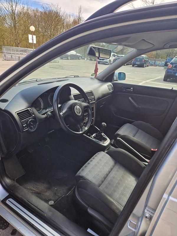 Gebraucht VW Bora 105 PS (77 kW) 2001 Silber Kombi