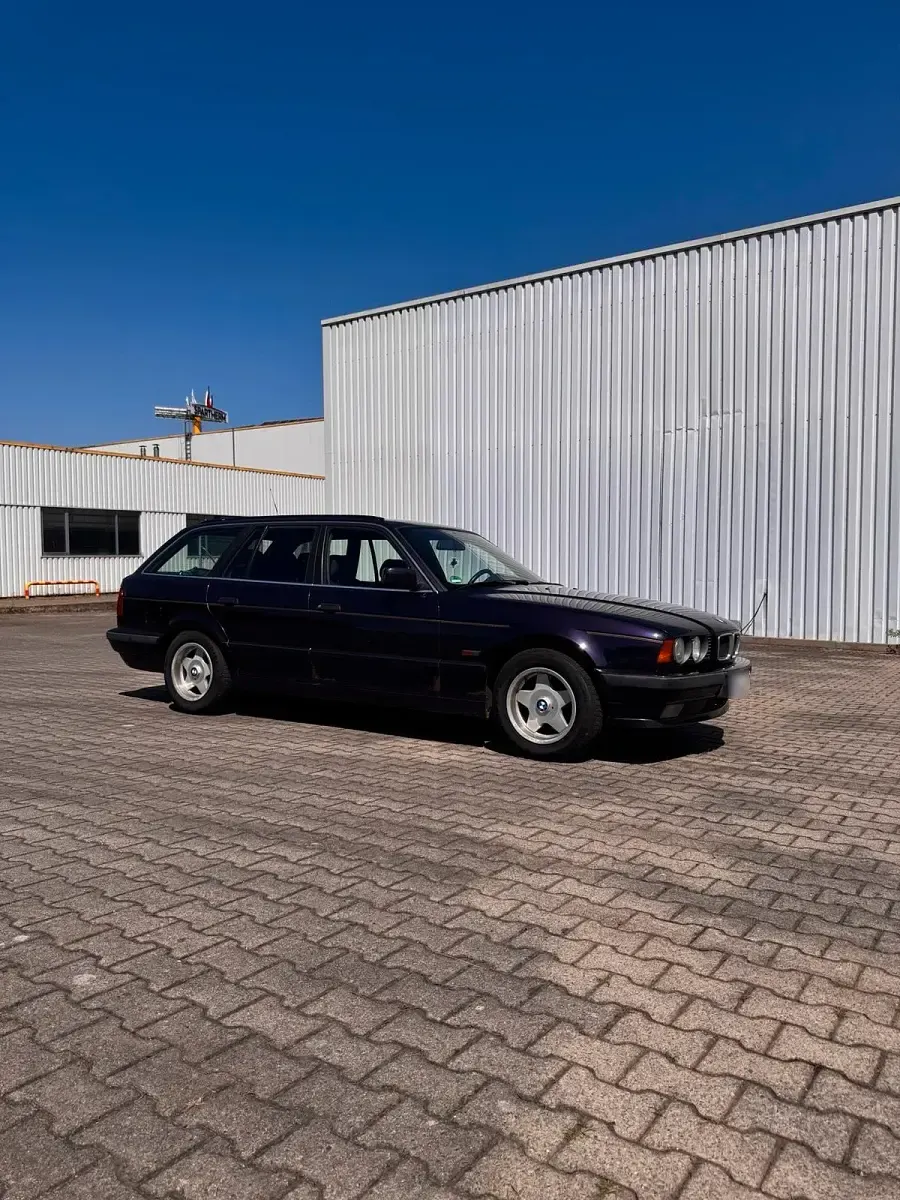 Gebraucht BMW 518 Basis 115 PS (84 kW) 1996 Violet Kombi