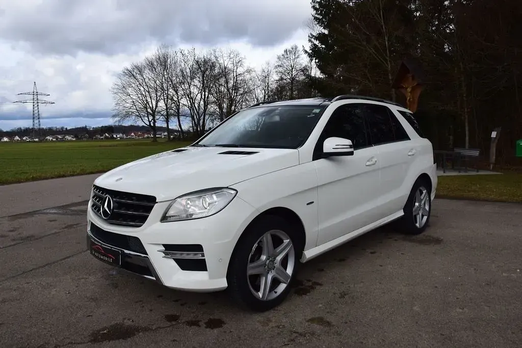 Gebraucht Mercedes ML350 AMG 258 PS (189 kW) 2011 Weiß SUV