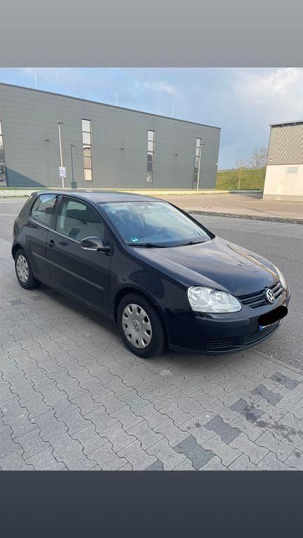 Gebraucht VW Golf IV 75 PS (55 kW) 2004 Schwarz Limousine