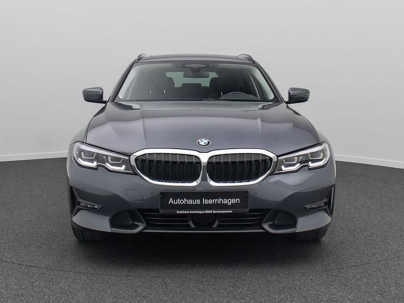 Gebraucht BMW 330 Sport Line 258 PS (189 kW) 2021 Mineralgrau metallic b39schwarz Limousine