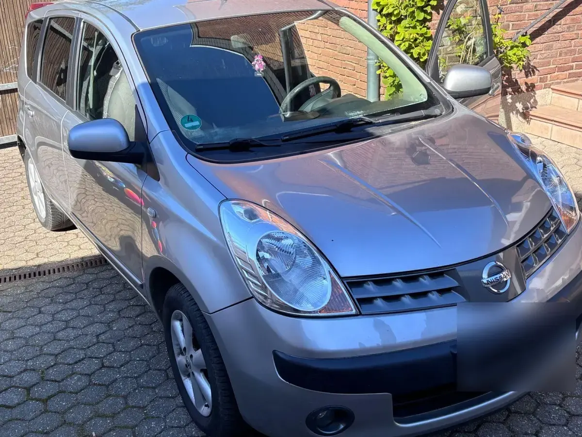 Gebraucht Nissan Note 110 PS (80 kW) 2006 Silber Kleinwagen