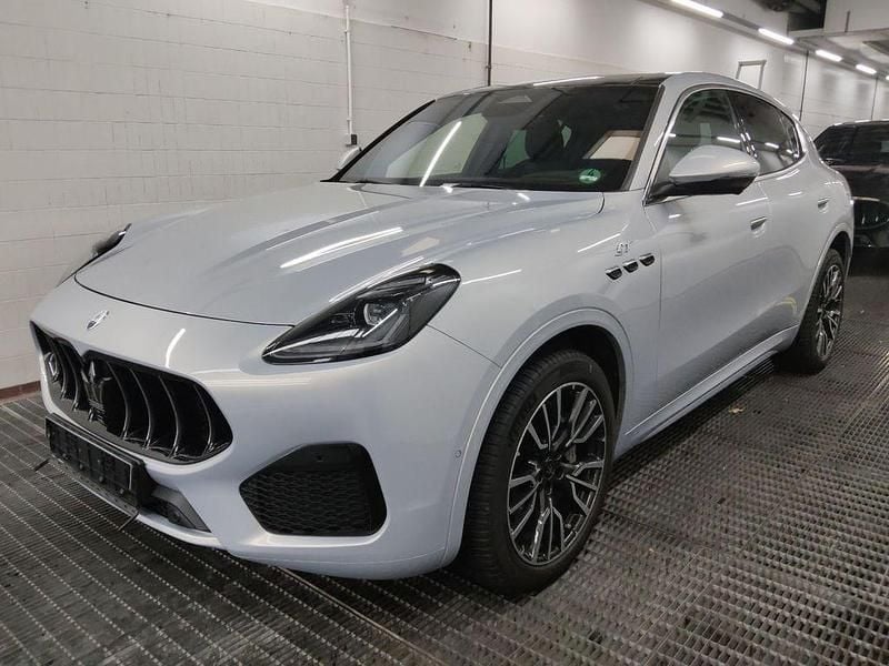 Weiß Gebraucht 2025 Maserati Grecale GT SUV | 64.990 € (Superpreis) - Bild 1/4
