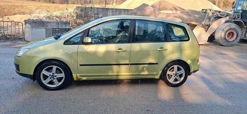 Gebraucht Ford Focus 101 PS (74 kW) 2006 Grün Kombi