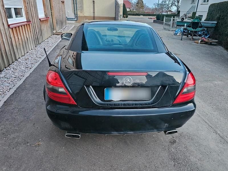 Gebraucht Mercedes SLK300 2LOOK Edition 231 PS (169 kW) 2009 Schwarz Cabrio