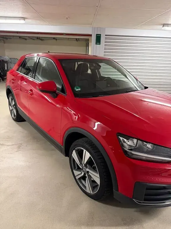 Gebraucht Audi Q2 116 PS (85 kW) 2019 Rot SUV