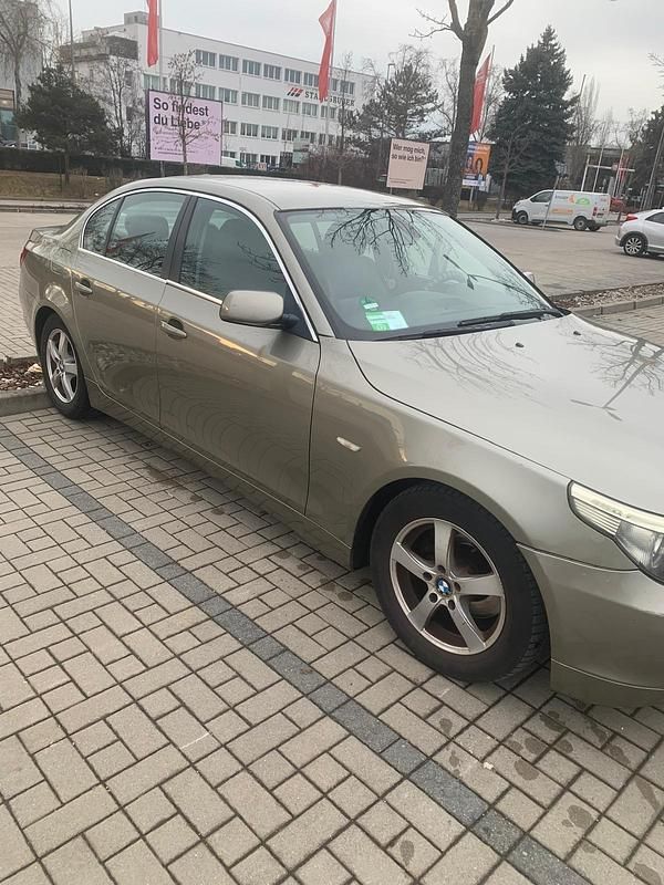 Gebraucht BMW 523 2005 Beige Limousine