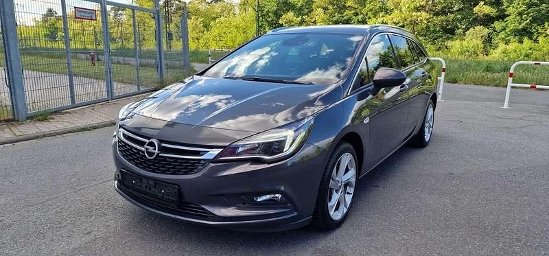 Gebraucht Opel Astra Dynamic 125 PS (91 kW) 2016 Grau Kombi