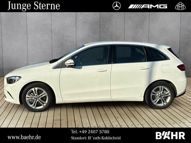 Gebraucht Mercedes E250 Progressive 163 PS (119 kW) 2025 Weiß Limousine
