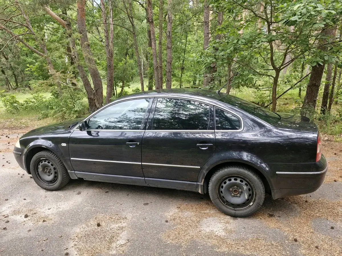 Gebraucht VW Passat 150 PS (110 kW) 2002 Schwarz Limousine