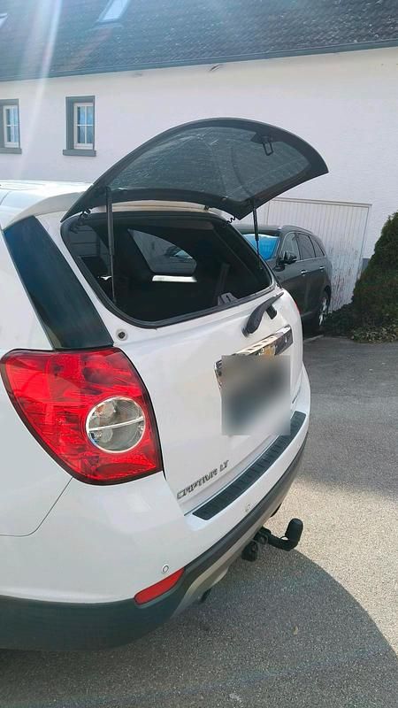 Gebraucht Chevrolet Captiva 150 PS (110 kW) 2010 Weiß SUV