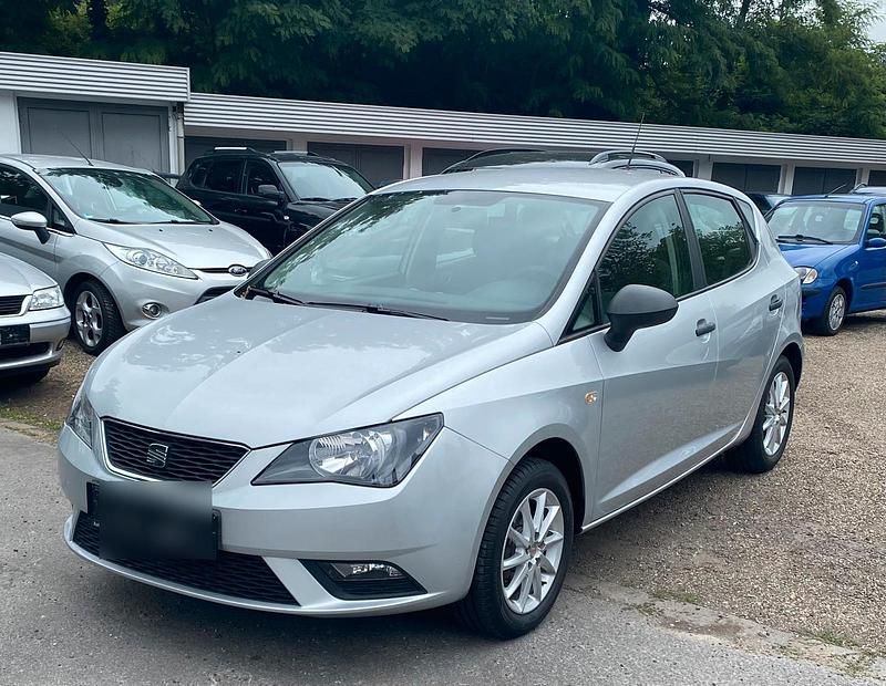Silber Gebraucht 2012 Seat Ibiza Kleinwagen | 3.500 € (Guter Preis) - Bild 1/4