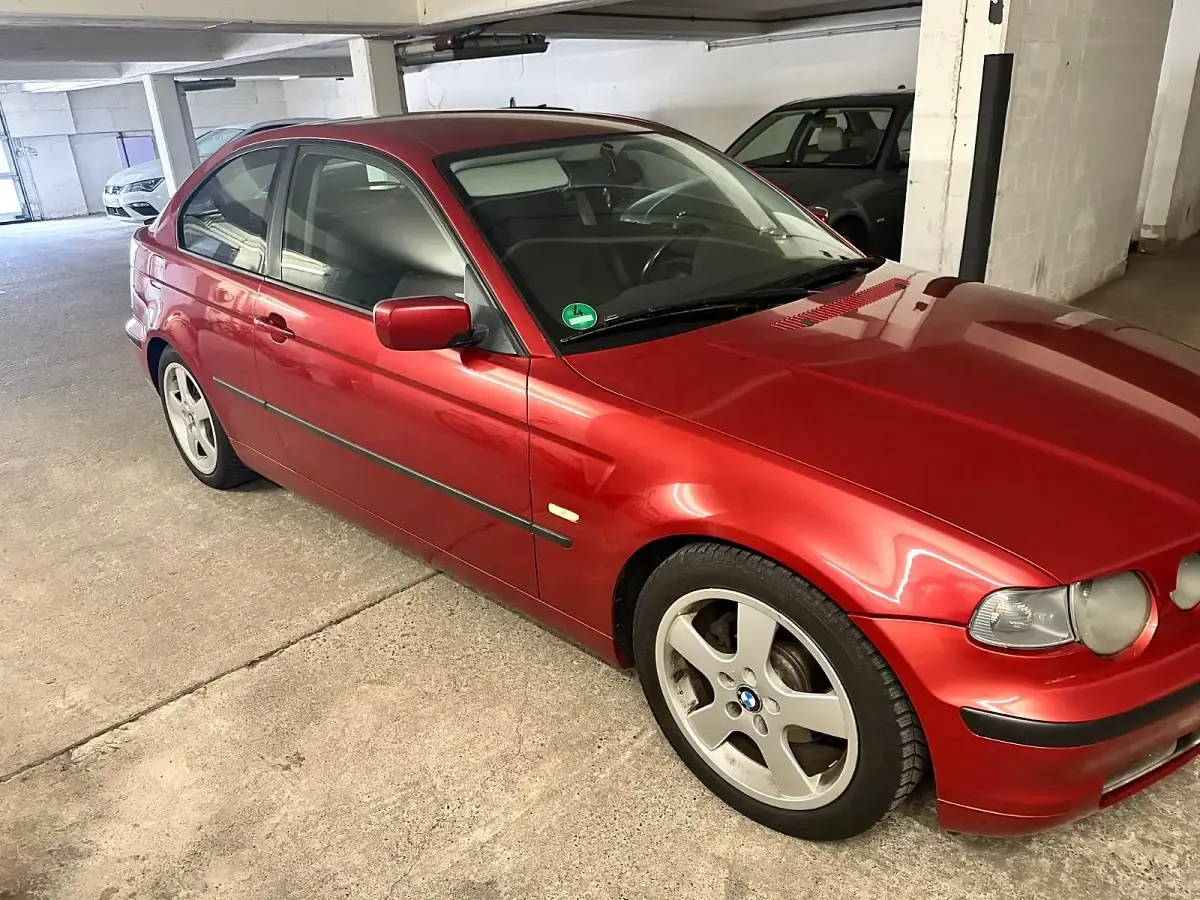 Gebraucht BMW 316 Compact 116 PS (85 kW) 2003 Rot Kleinwagen