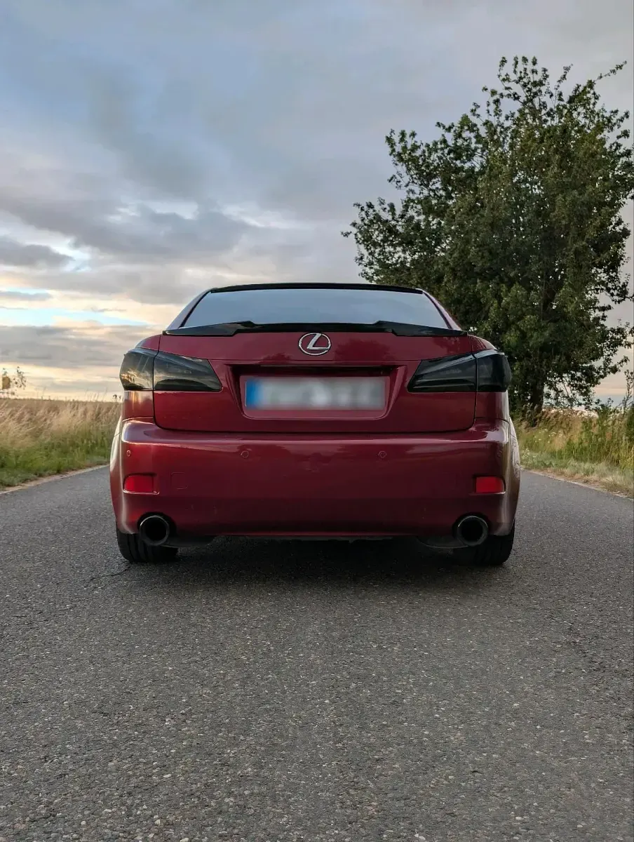 Gebraucht Lexus IS250 208 PS (152 kW) 2006 Rot Limousine