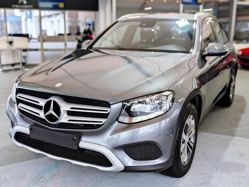 Gebraucht Mercedes GLC250 204 PS (150 kW) 2016 Grau SUV