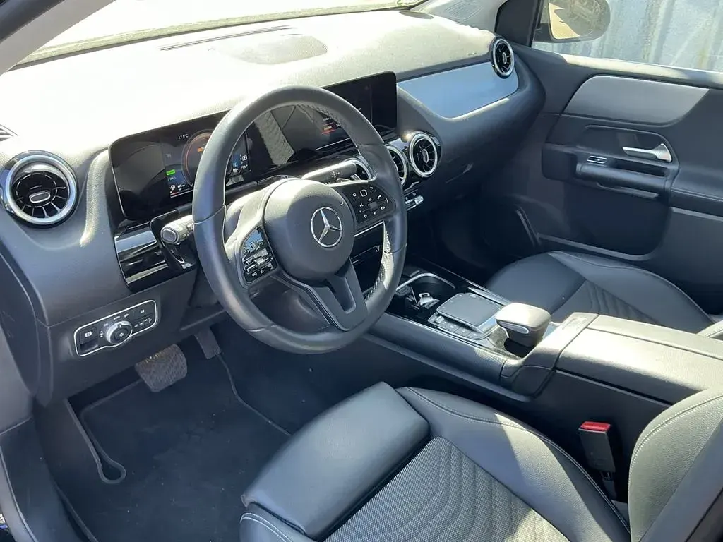 Usata Mercedes E250 218 CV (160 kW) 2022 Nero Berlina