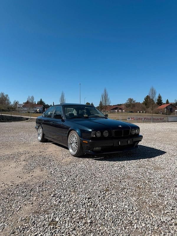Second-hand BMW 520 150 CP (110 kW) 1995 Negru Berlinǎ