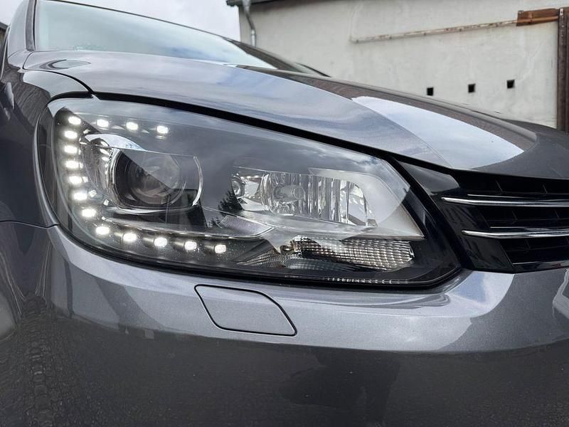 Gebraucht VW Touran Match 105 PS (77 kW) 2012 Grau Van / Kleinbus