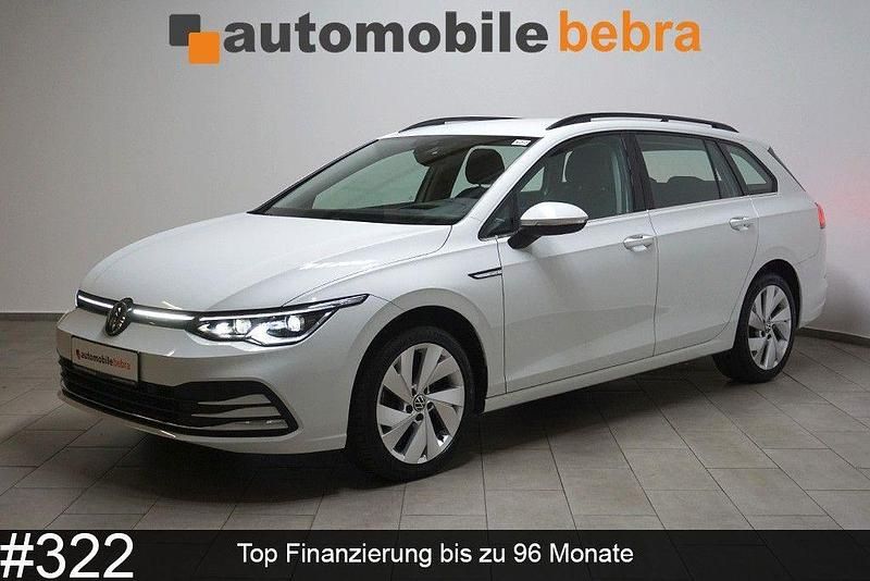 Pure white Gebraucht 2022 VW Golf VIII Style Kombi | 20.490 € (Guter Preis) - Bild 1/4